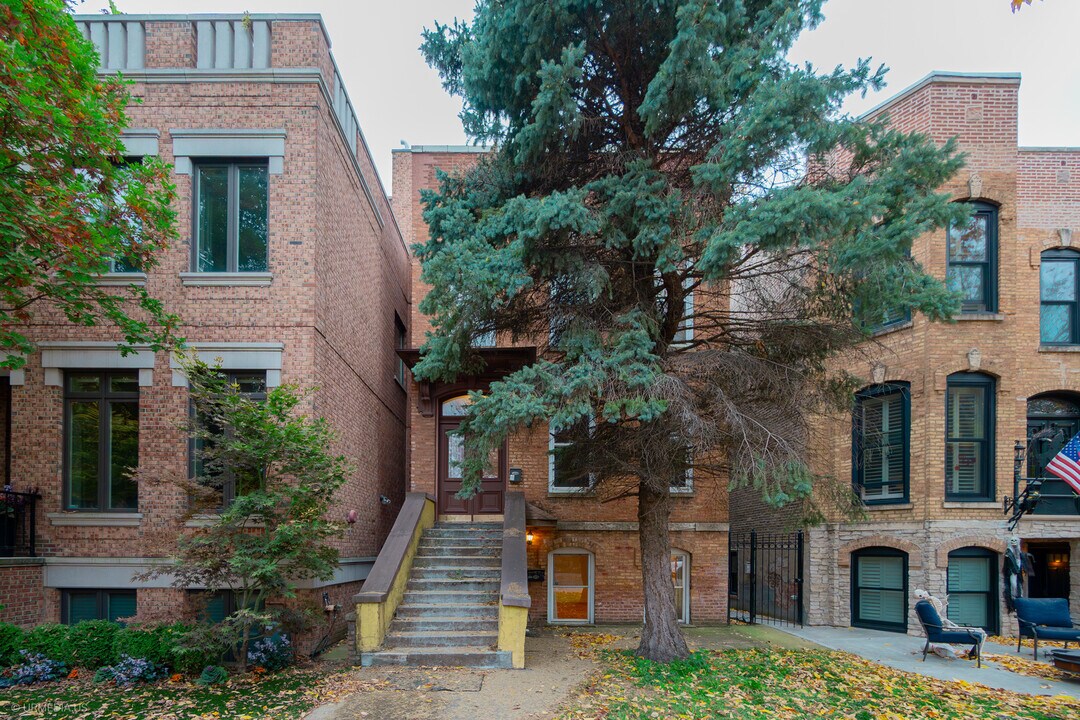 822 S Bishop St in Chicago, IL - Building Photo