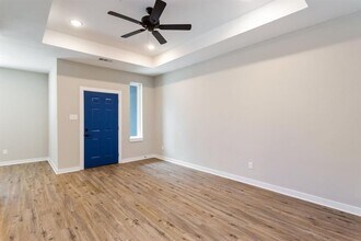 10317 Lake Rd in Houston, TX - Building Photo - Building Photo