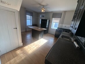 28 S Charles St in Red Lion, PA - Building Photo - Building Photo