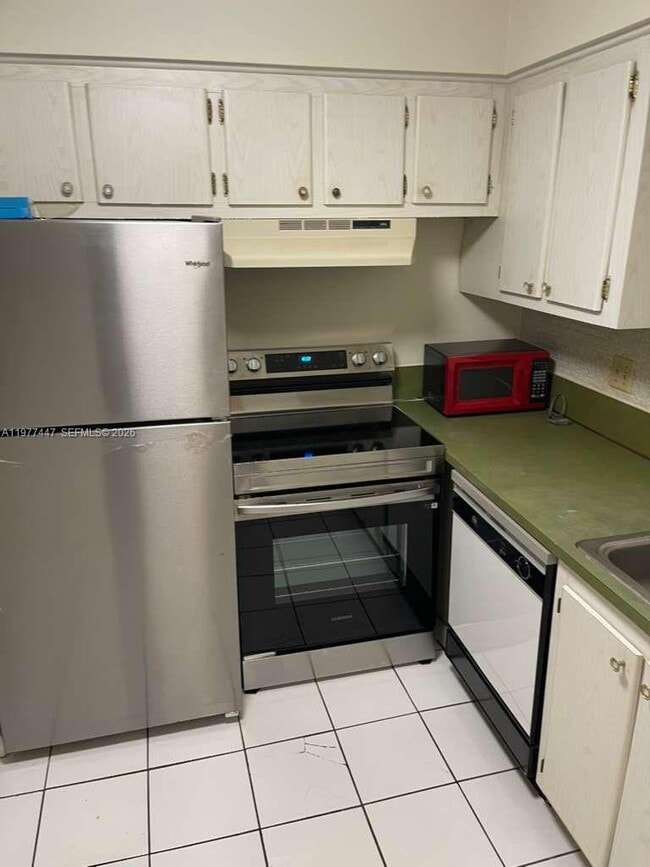 6501 Winfield Blvd in Margate, FL - Building Photo - Building Photo