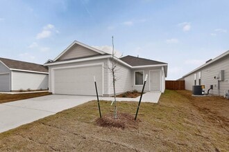 2921 Hearts Trl in Crandall, TX - Building Photo - Building Photo