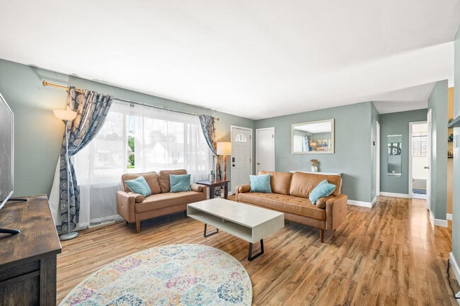 property at 2913 13th St