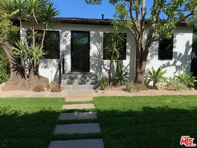 1244 S Sycamore Ave in Los Angeles, CA - Building Photo - Building Photo