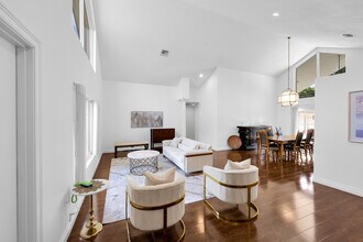 4320 St Charles Way in Boca Raton, FL - Building Photo - Building Photo