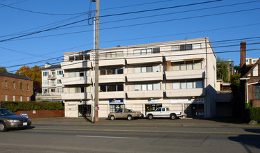 Union View Plaza in Seattle, WA - Building Photo - Building Photo