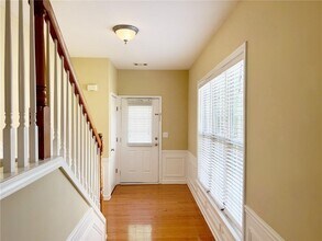 2442 Fairlie Dr in Duluth, GA - Building Photo - Building Photo