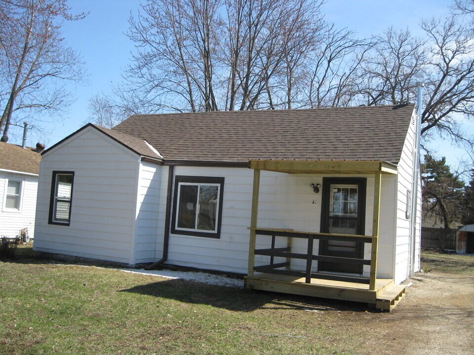 337 E Greenview Ave Photo