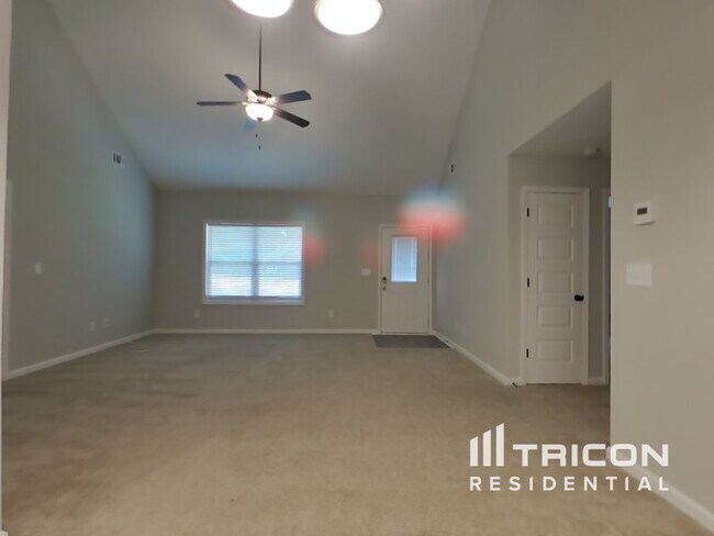 192 Fairfax Dr in Rockmart, GA - Building Photo - Building Photo