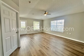 5593 Shadow Shore Pl in Gulf Breeze, FL - Building Photo - Building Photo