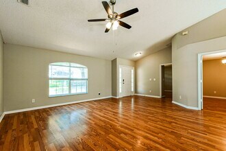 1320 Rain Forest Ln in Minneola, FL - Building Photo - Building Photo