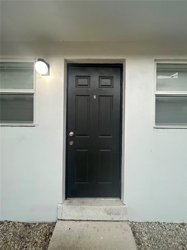 property at 1119 NE 15th St