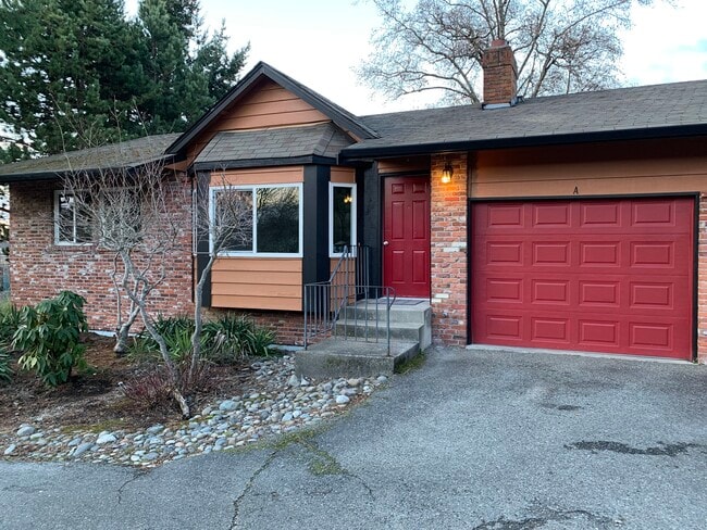 2607 Crystal Springs Rd W, Unit A