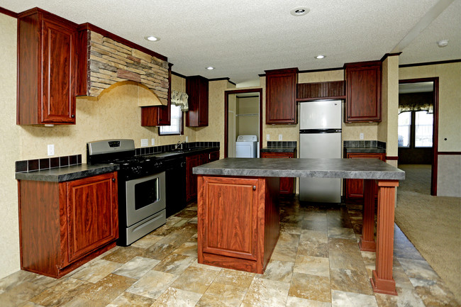 Camelot Villa in Macomb, MI - Building Photo - Interior Photo