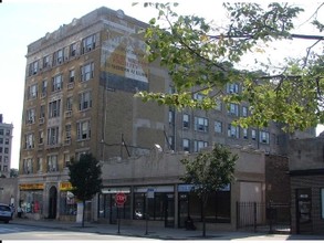 4826-4828 N Sheridan Rd in Chicago, IL - Building Photo - Building Photo