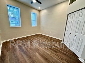 2123 Sidney St in Pittsburgh, PA - Building Photo - Building Photo