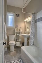 1715 Penn St in Harrisburg, PA - Building Photo - Building Photo