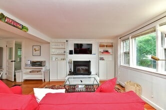 22 Datewood St in Wareham, MA - Building Photo - Building Photo