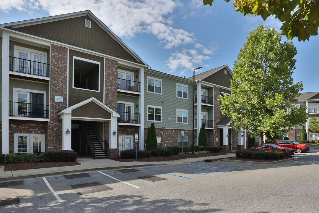 Palisades at the Park in Greenville, SC - Foto de edificio