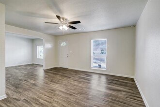 3918 Cosby St in Houston, TX - Building Photo - Building Photo