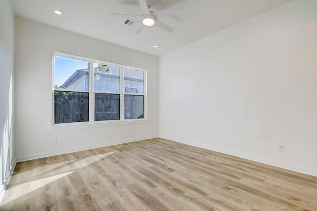 10311 Anchorage Passage in Richmond, TX - Foto de edificio - Building Photo