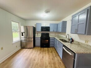 8442 Wheeling Rd in Mechanicsville, VA - Building Photo - Building Photo