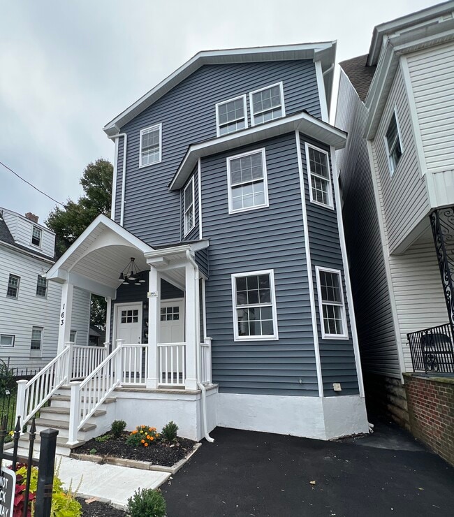 property at 163 N 9th St