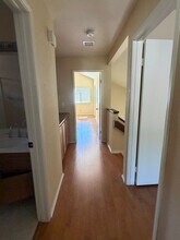 6406 E Raven Ct in Orange, CA - Foto de edificio - Building Photo