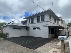 1238 Rycroft St, Unit Apt B in Honolulu, HI - Building Photo