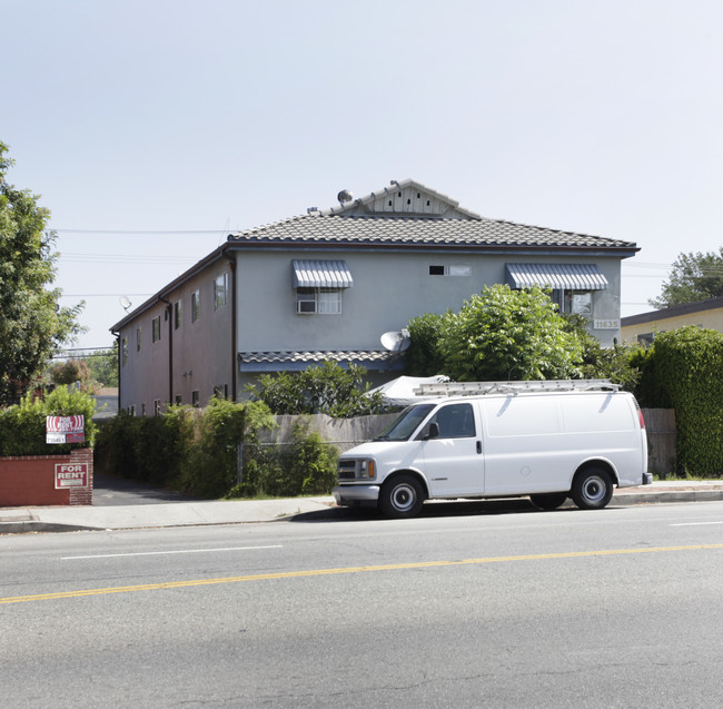 11635 Riverside Dr in North Hollywood, CA - Building Photo - Building Photo