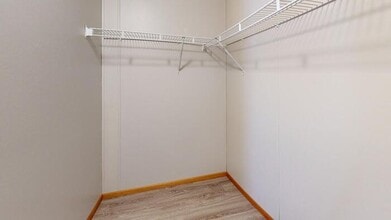 154 Northwest Dr in Bismarck, ND - Building Photo - Building Photo
