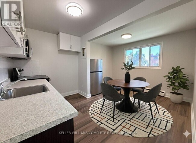 280 Lorne Ave in Kitchener, ON - Building Photo - Building Photo