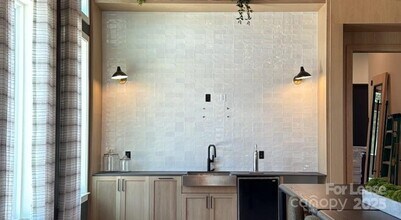 9414 Mallard Creek Rd in Charlotte, NC - Building Photo - Building Photo