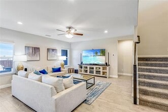 1721 Hulen Park Trl in Alvarado, TX - Building Photo - Building Photo