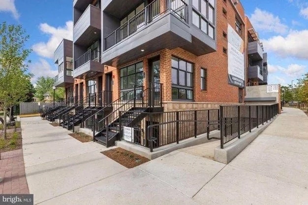 property at 1100 S Highland St