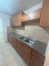 3876 NW 207 St Rd in Miami Gardens, FL - Building Photo - Building Photo