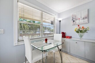 160 Westbury E in Deerfield Beach, FL - Building Photo - Building Photo