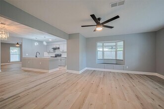 2219 Raspberry Ln in Pasadena, TX - Building Photo - Building Photo