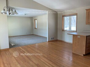 1442 Bay Dr SE in Forest Lake, MN - Building Photo - Building Photo