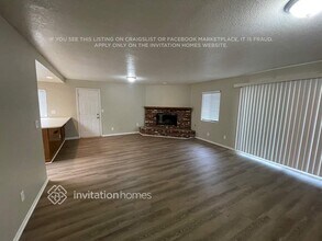 11579 Ridgecrest Ln in Moreno Valley, CA - Foto de edificio - Building Photo