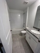 3707 Eisel Wy in Haines City, FL - Foto de edificio - Building Photo