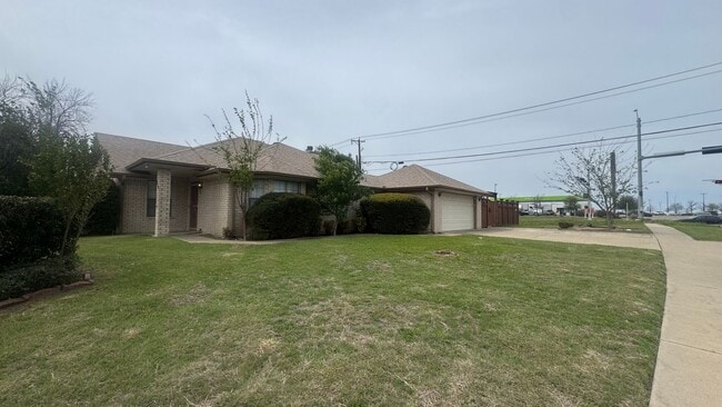 3701 Water Oak Dr in Killeen, TX - Building Photo - Building Photo