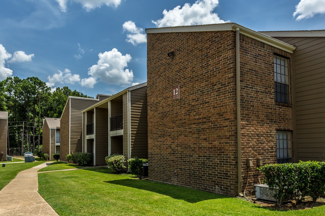 Westwood Village Apartments in Shreveport, LA - Foto de edificio