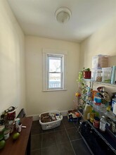 33 Sewall St, Unit 2 in Somerville, MA - Building Photo - Building Photo