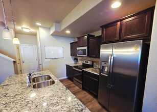 2093 Birmingham Loop in Colorado Springs, CO - Foto de edificio - Building Photo