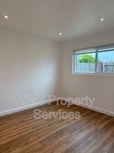 803 W Harding Ave in Santa Maria, CA - Building Photo - Building Photo