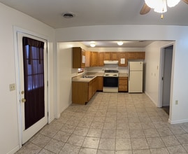 208 Washington St in Republic, OH - Building Photo - Building Photo