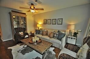 2003 Stonecrest Dr in Houston, TX - Building Photo - Building Photo