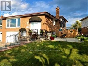 462 Fergo Ave in Mississauga, ON - Building Photo - Building Photo