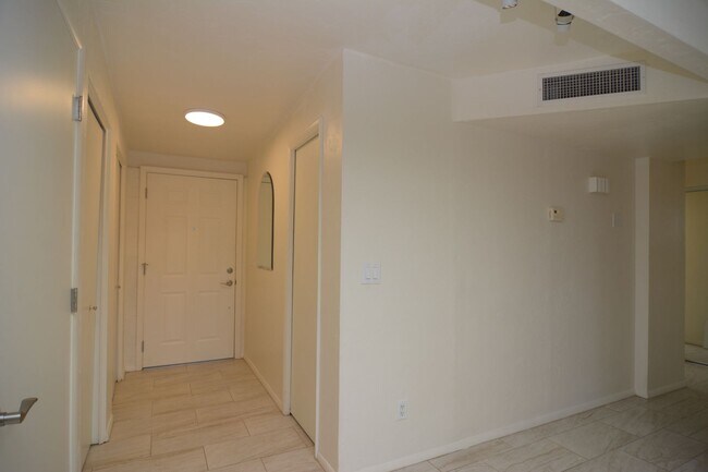 3892 S Evergreen Ave in Tucson, AZ - Building Photo - Building Photo
