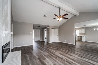 16311 Alametos Dr in Houston, TX - Building Photo - Building Photo